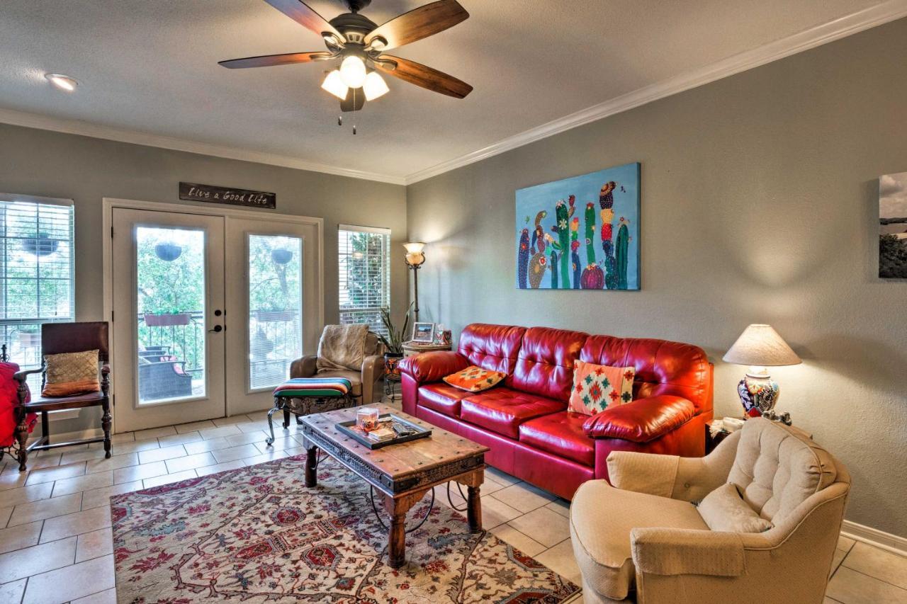 Lakefront Lago Vista Condo With Resort Amenities! Eksteriør bilde