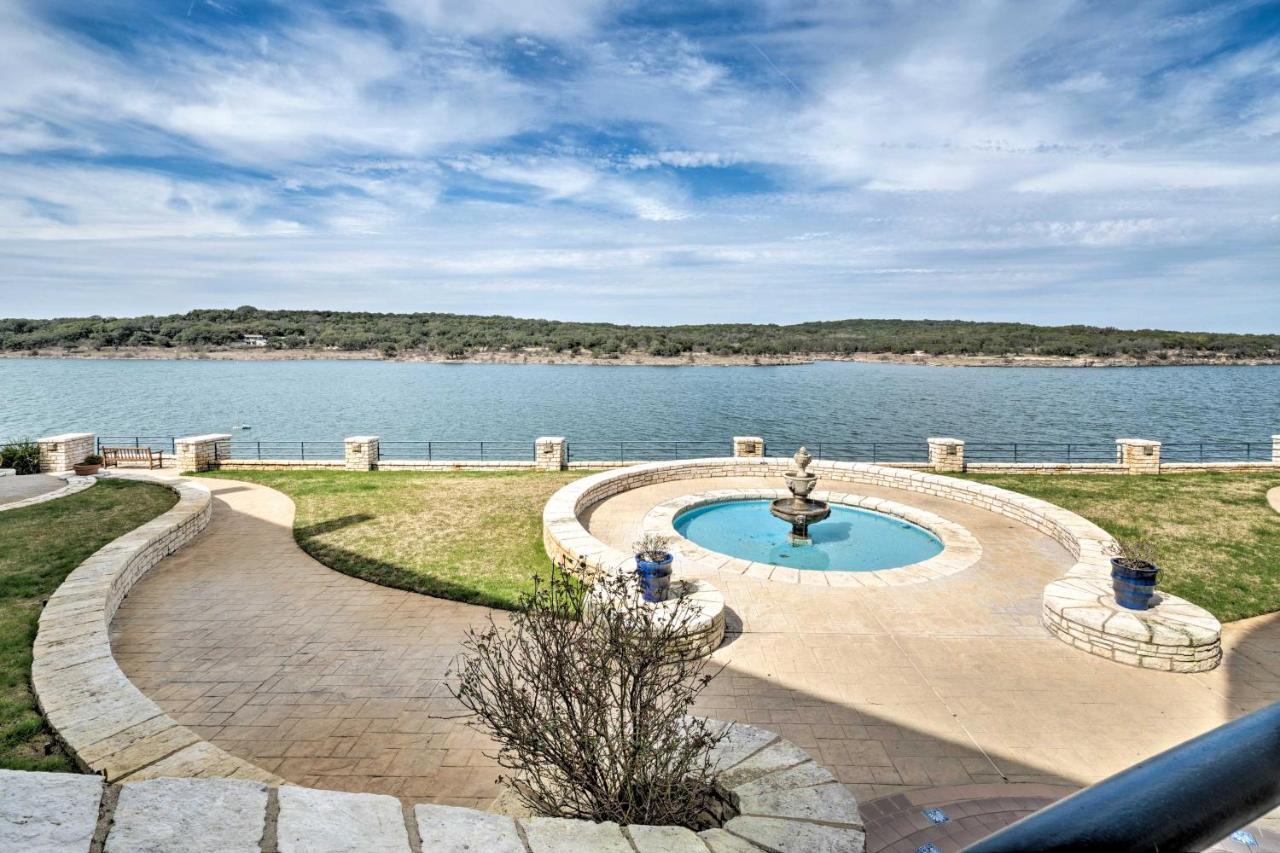 Lakefront Lago Vista Condo With Resort Amenities! Eksteriør bilde